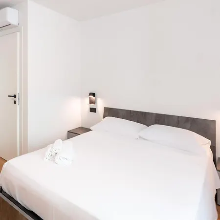 Appartement Dn Art - D First Floor With View Terrace And Hot Tub Blevio