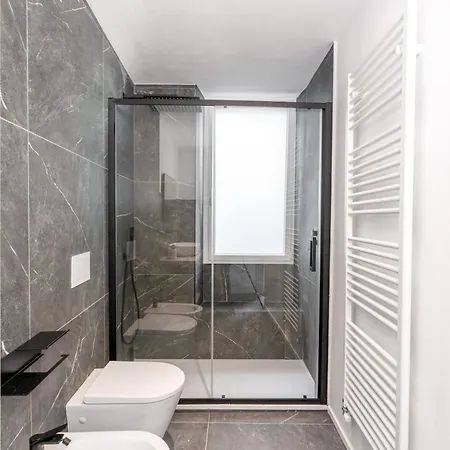 Appartement Dn Art - D First Floor With View Terrace And Hot Tub Blevio