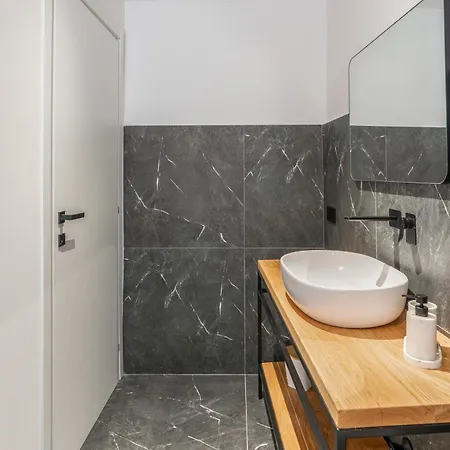 Dn Art - D First Floor With View Terrace And Hot Tub Appartement Blevio