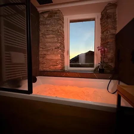 Dn Art - D First Floor With View Terrace And Hot Tub Appartement *