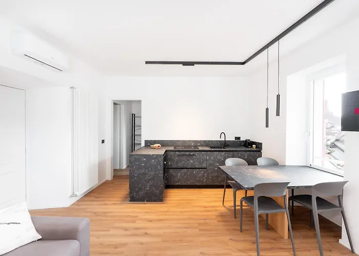 Dn Art - D First Floor With View Terrace And Hot Tub Apartment